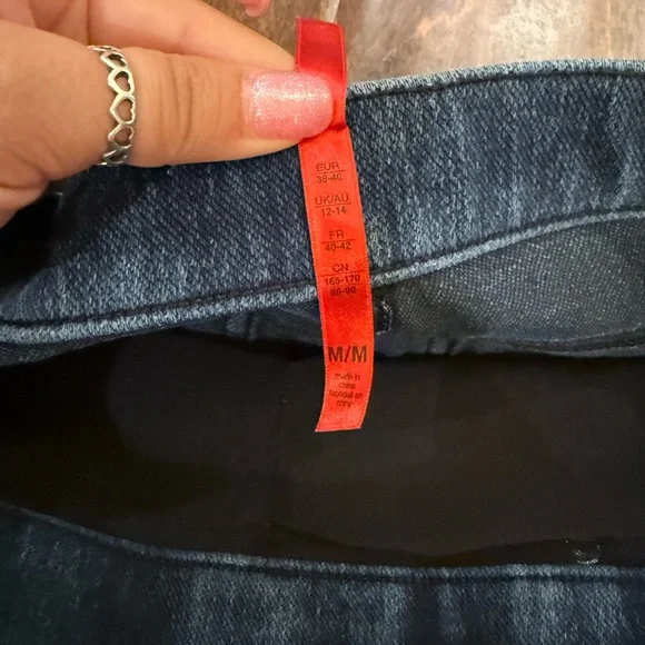 Spanx Jeanish Ankle Leggings Medium Wash Jeggings size Medium - Picture 3 of 12